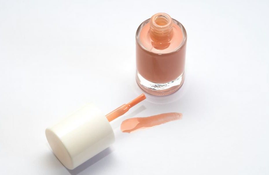 How to Get Nail Polish Out of Hair