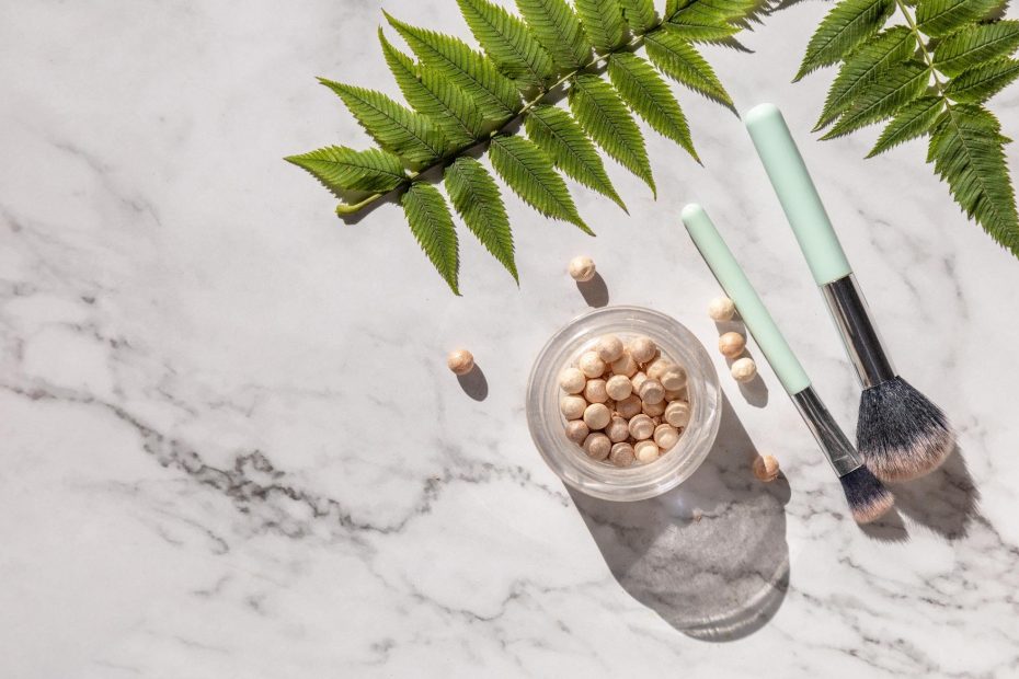 An aesthetic photo of cosmetic pearls.